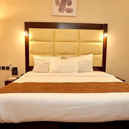 Mayfair Hotel Maitama أبوجا المظهر الخارجي الصورة