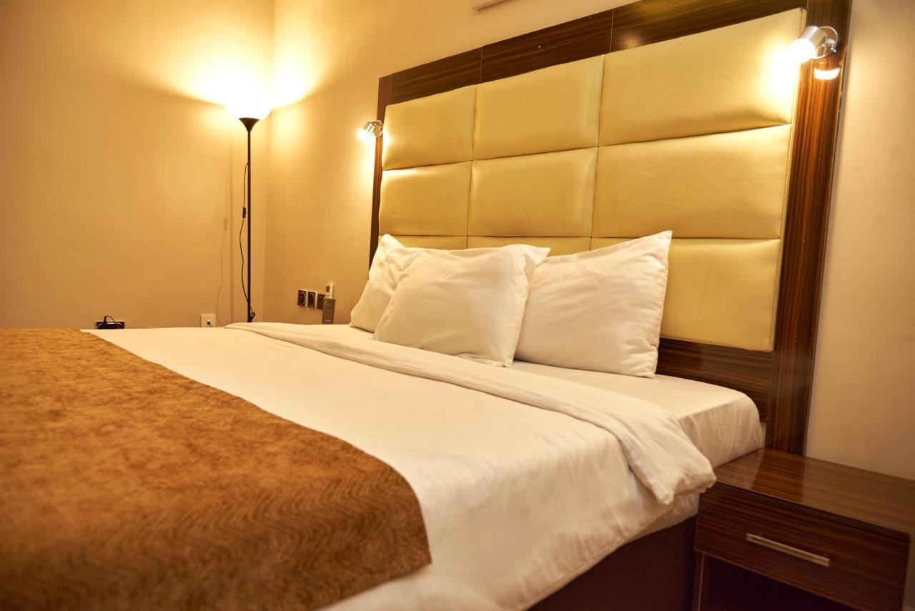 Mayfair Hotel Maitama أبوجا المظهر الخارجي الصورة