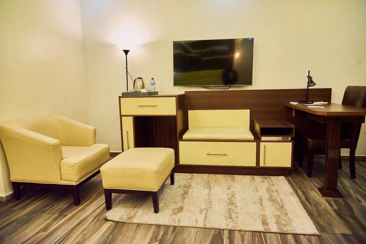 Mayfair Hotel Maitama أبوجا المظهر الخارجي الصورة