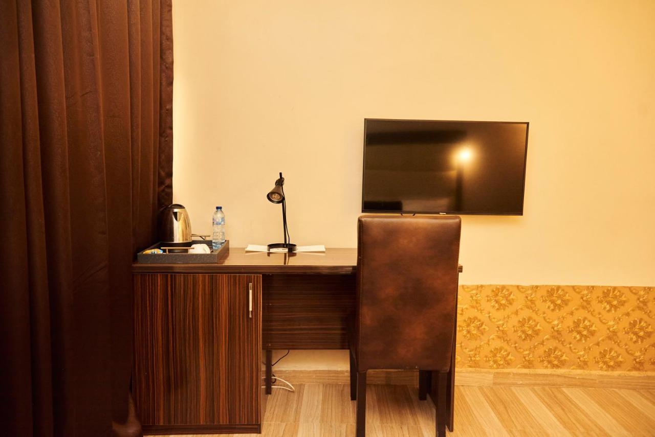 Mayfair Hotel Maitama أبوجا المظهر الخارجي الصورة