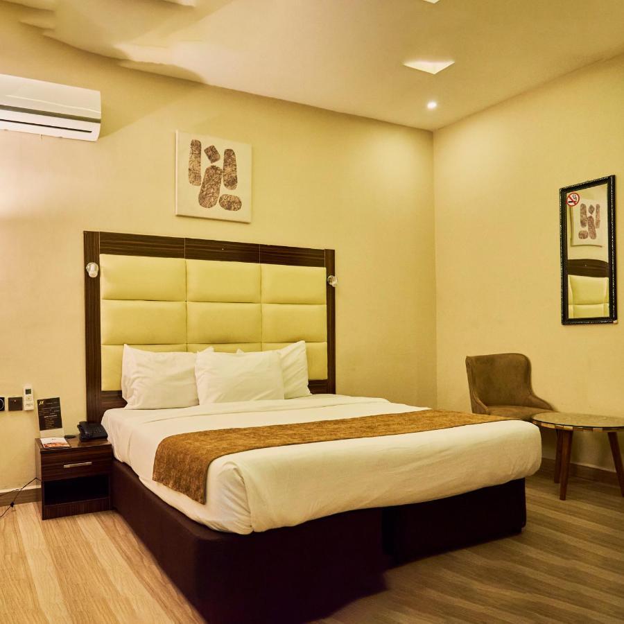 Mayfair Hotel Maitama أبوجا المظهر الخارجي الصورة